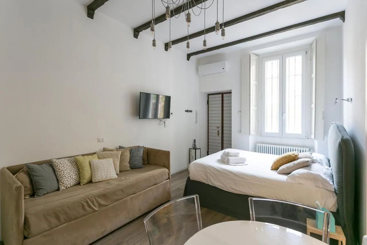 Milano Apartments Vigevano Navigli 0*,