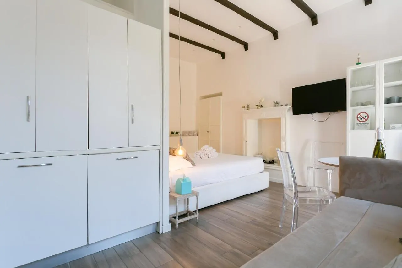 Milano Apartments Vigevano Navigli 0*,
