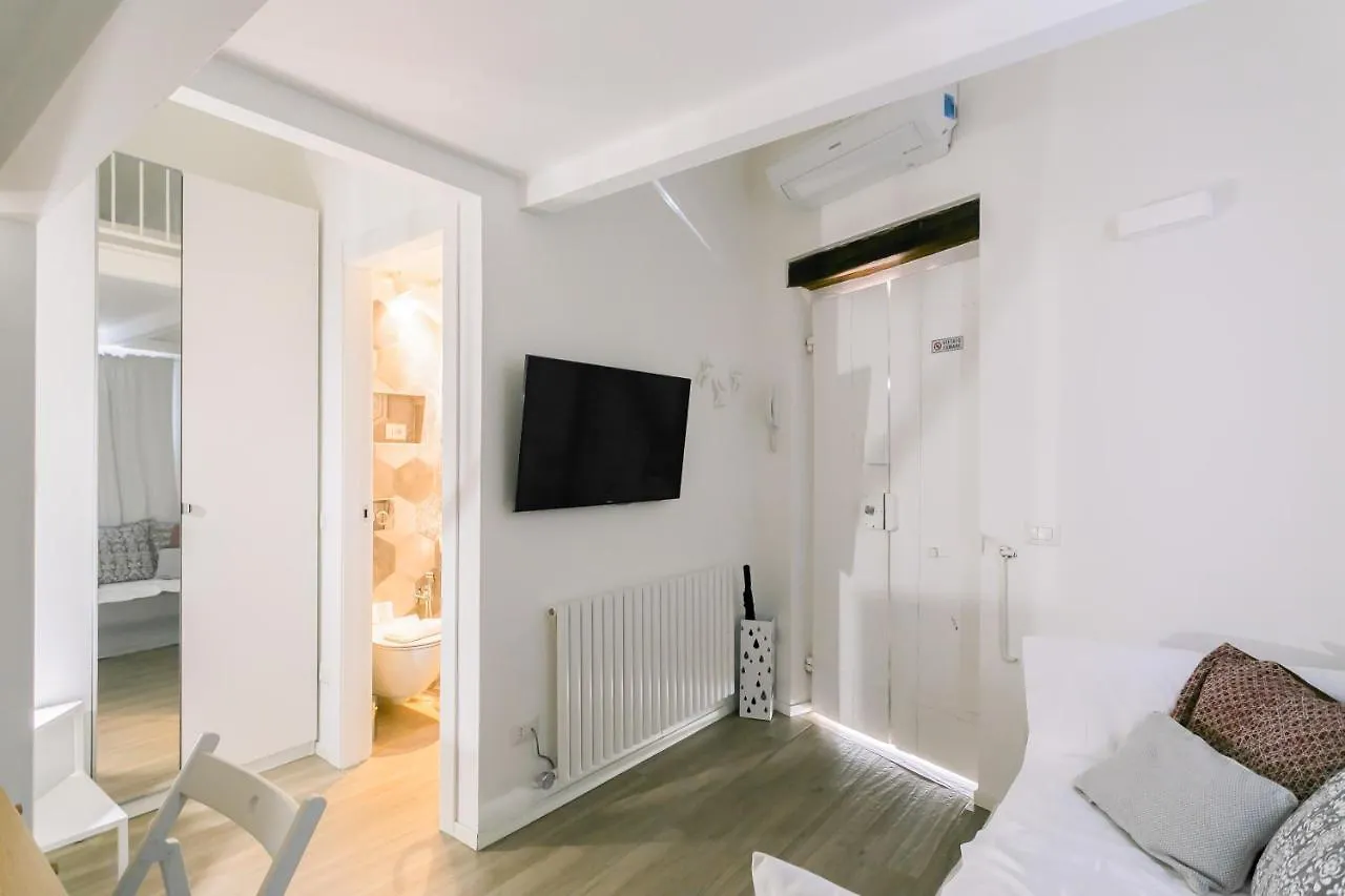 Milano Apartments Vigevano Navigli Italia